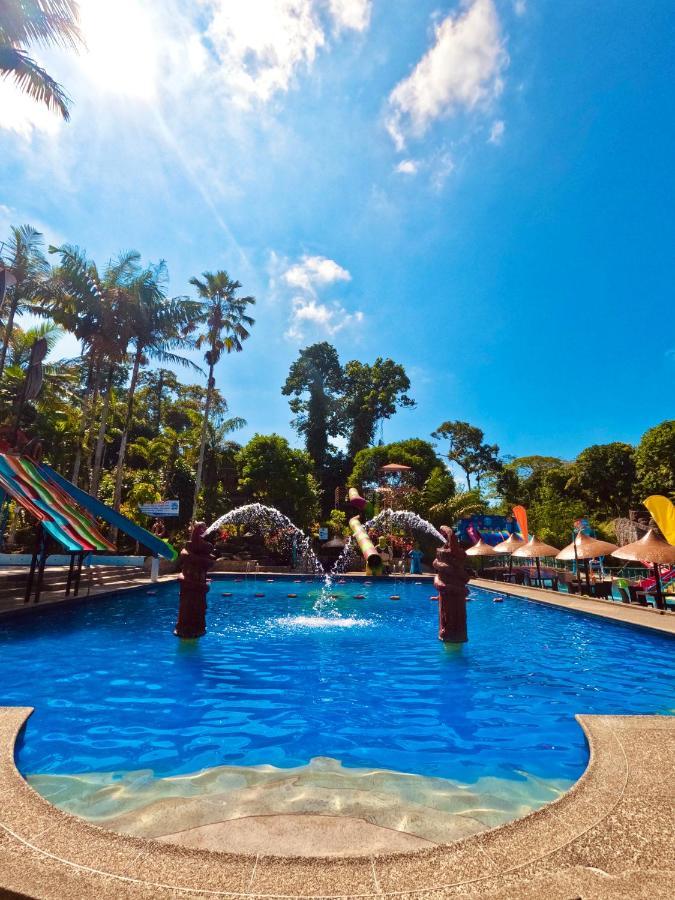 Hotel Hosteria D'Carlos Aqua Park Santo Domingo de los Colorados Exterior foto